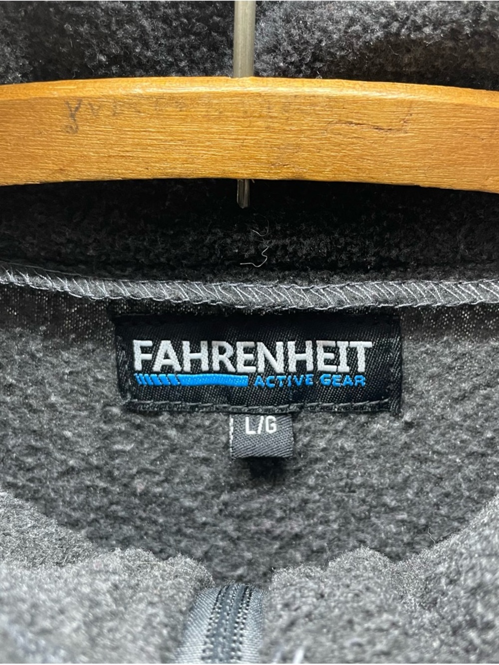 Fahrenheit Fleece Pullover Mens Large Gray Excellent 1/4 Zip Active Gear Pocket - Picture 2 of 7